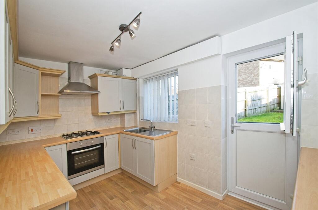 Additional property image - Davis Avenue, Bryncethin, Bridgend