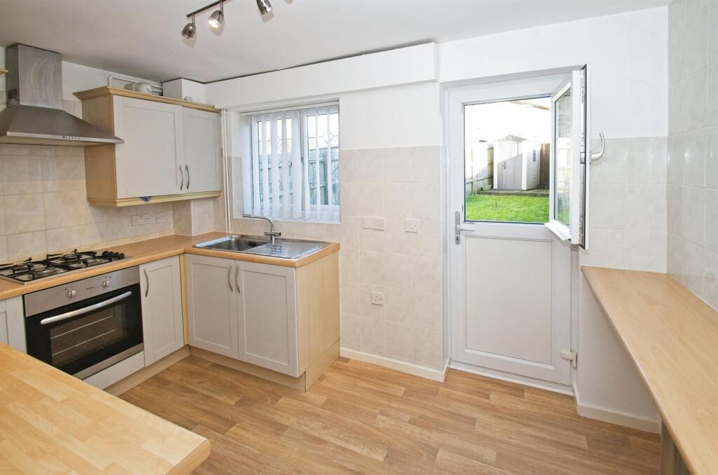 Additional property image - Davis Avenue, Bryncethin, Bridgend