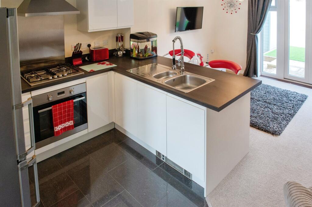 Additional property image - Llys Tre Dwr, Waterton, BRIDGEND