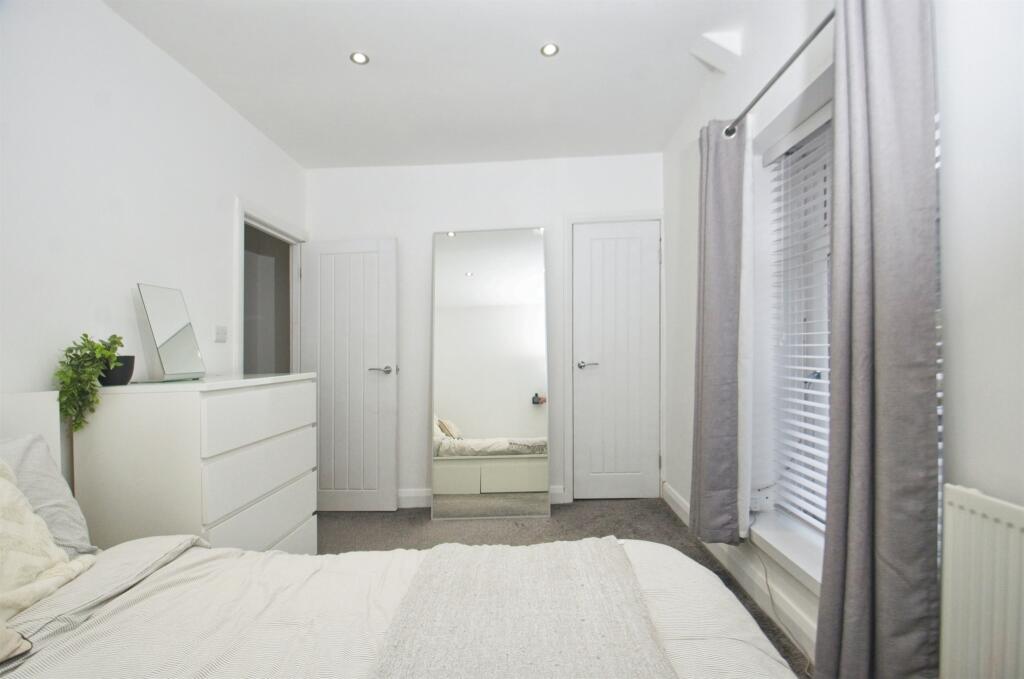 Additional property image - Waun Fach, Nantymoel, BRIDGEND