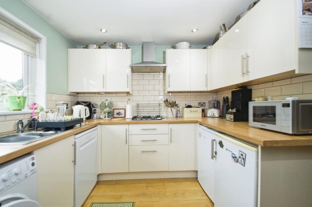 Additional property image - Redlands Close, Pencoed, Bridgend