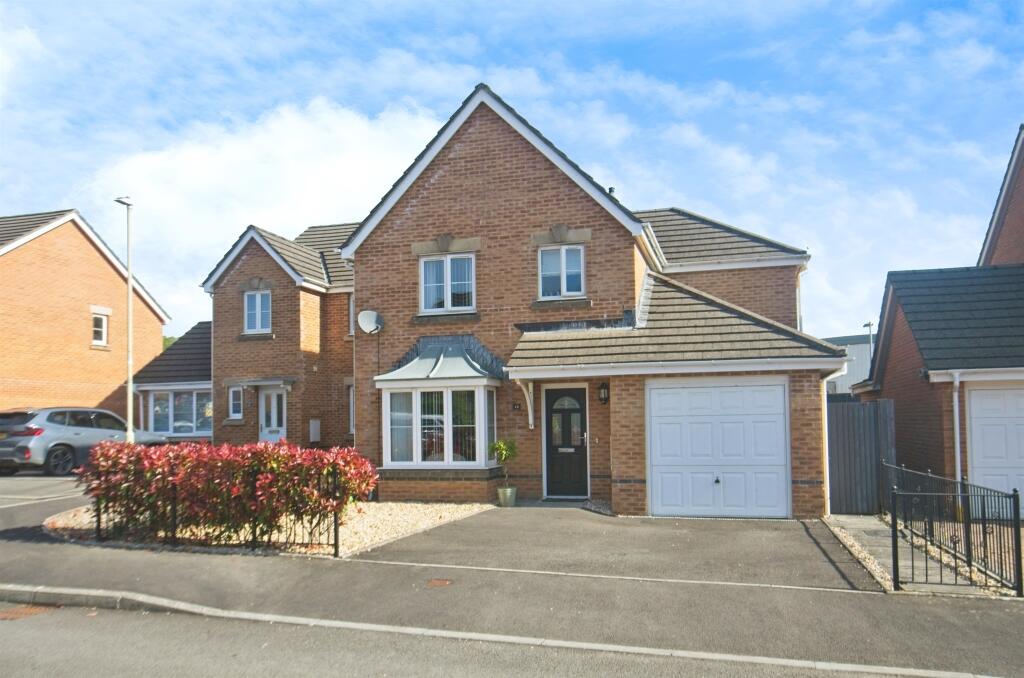 Main image of property: Cwrt Yr Hen Ysgol, Tondu, Bridgend