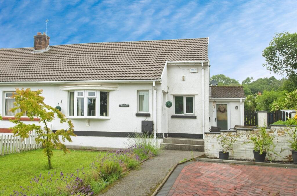 Main image of property: Brynheulog, Brynmenyn, Bridgend