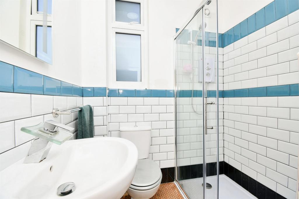 3 bedroom detached house for sale in Heol Y Ddol, Caerphilly, CF83