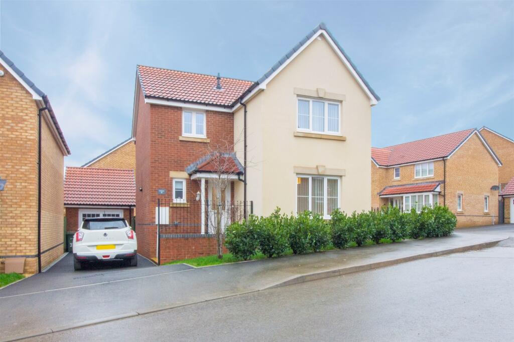 4 bedroom detached house for sale in Holly Field Rise, Bedwas, Caerphilly, CF83