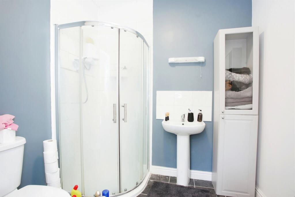Additional property image - Winding Wheel Lane, Penallta, Hengoed