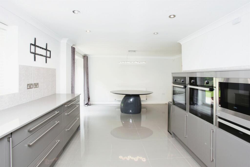 Additional property image - Tai Dyffryn, Nantgarw, Cardiff