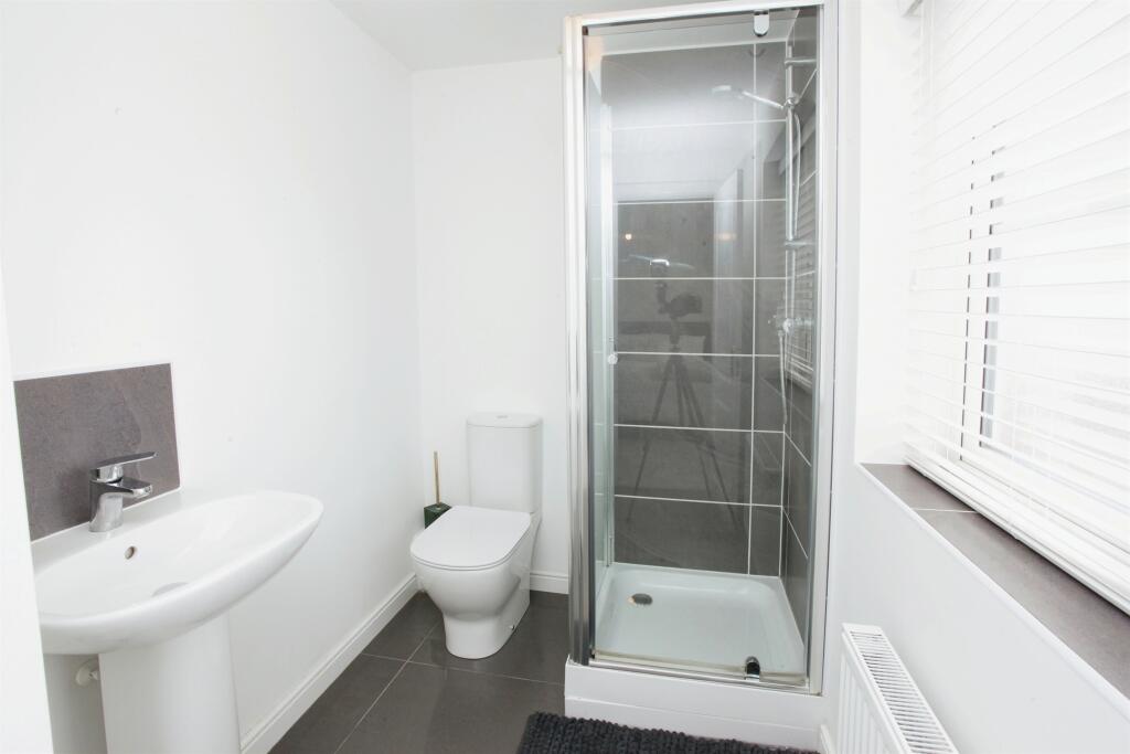 Additional property image - Gate Field Close, Bedwas, Caerphilly
