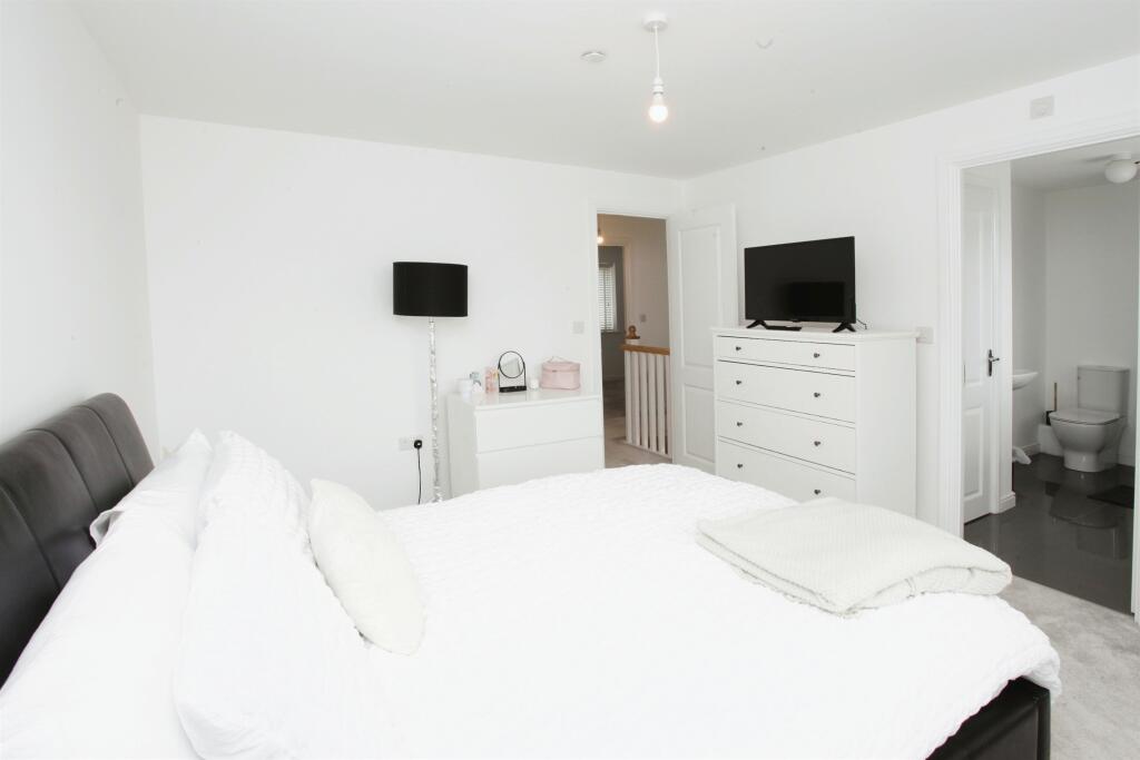 Additional property image - Gate Field Close, Bedwas, Caerphilly