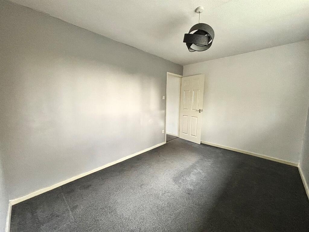 Additional property image - Heol Y Carnau, Caerphilly