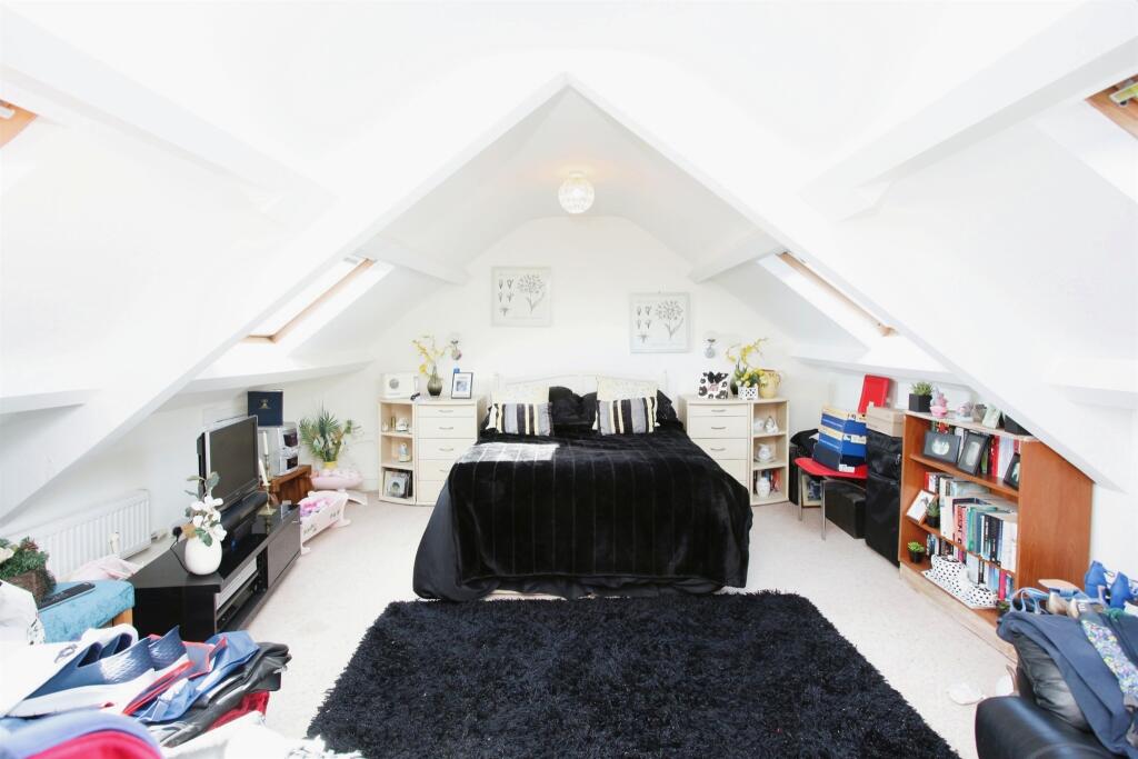 Additional property image - Brynheulog Terrace, Machen, Caerphilly