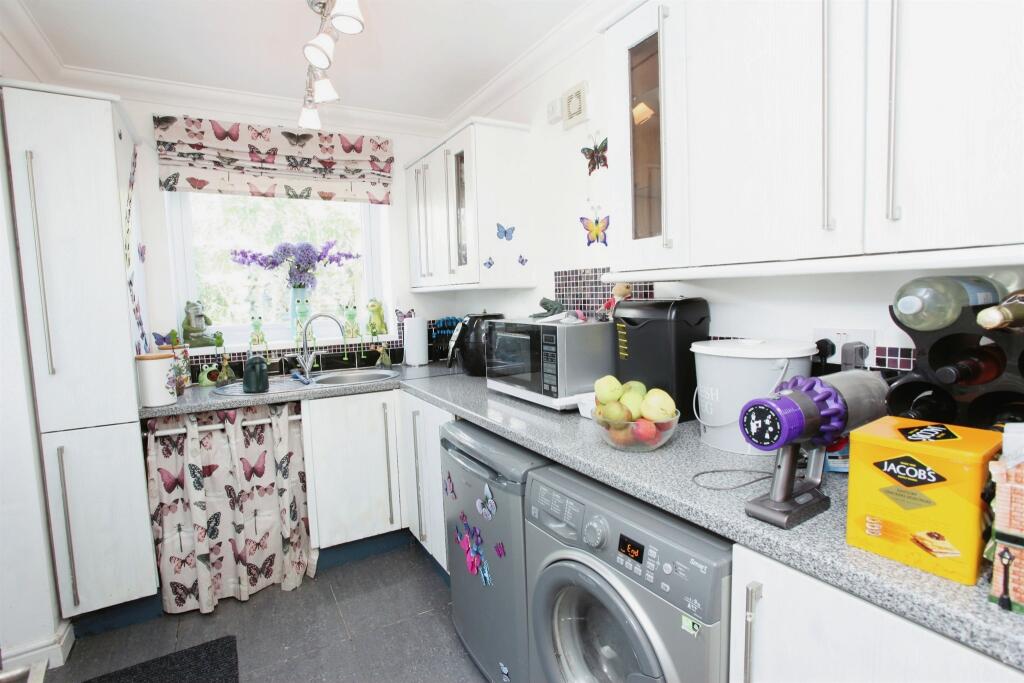 Additional property image - Brynheulog Terrace, Machen, Caerphilly
