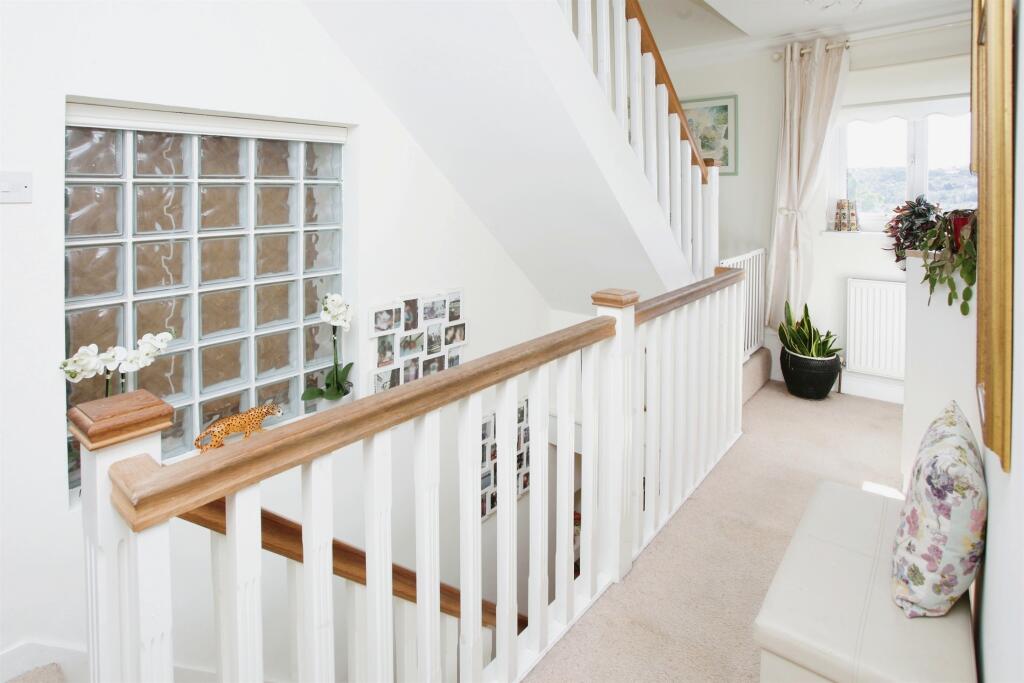 Additional property image - Brynheulog Terrace, Machen, Caerphilly