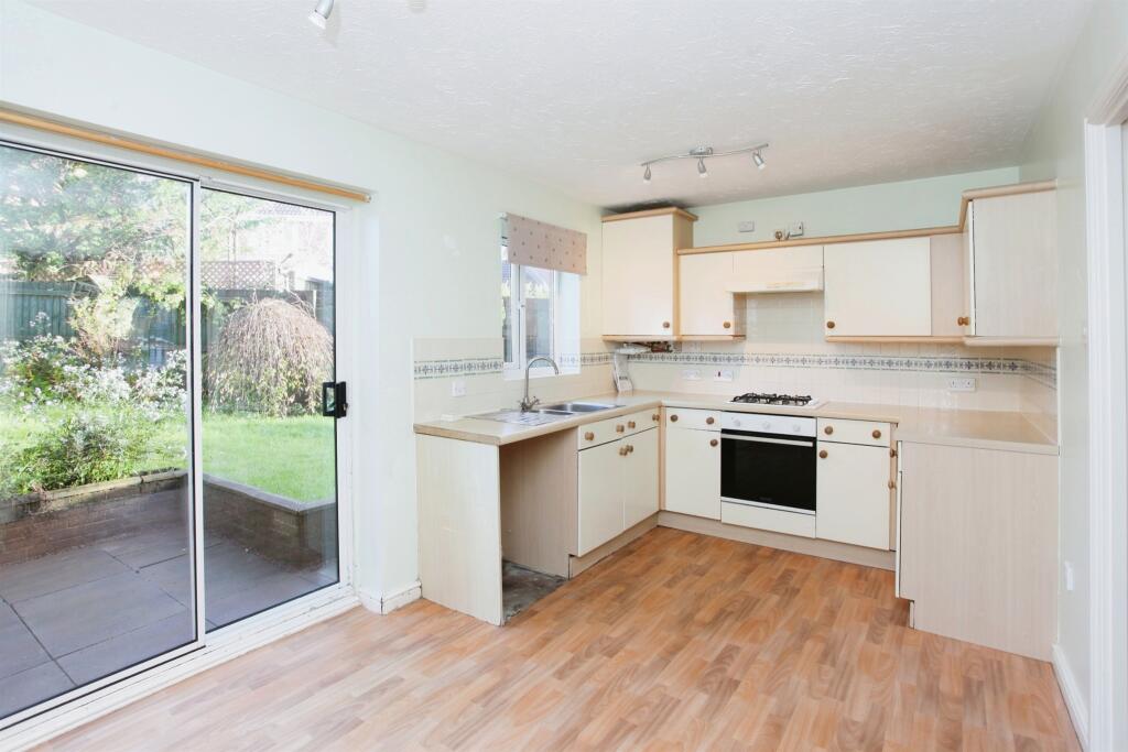 Additional property image - Cae Nant Gledyr, Caerphilly