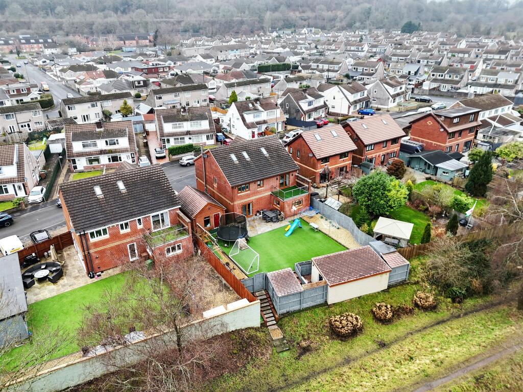 Additional property image - Glyn Derwen, Llanbradach, Caerphilly