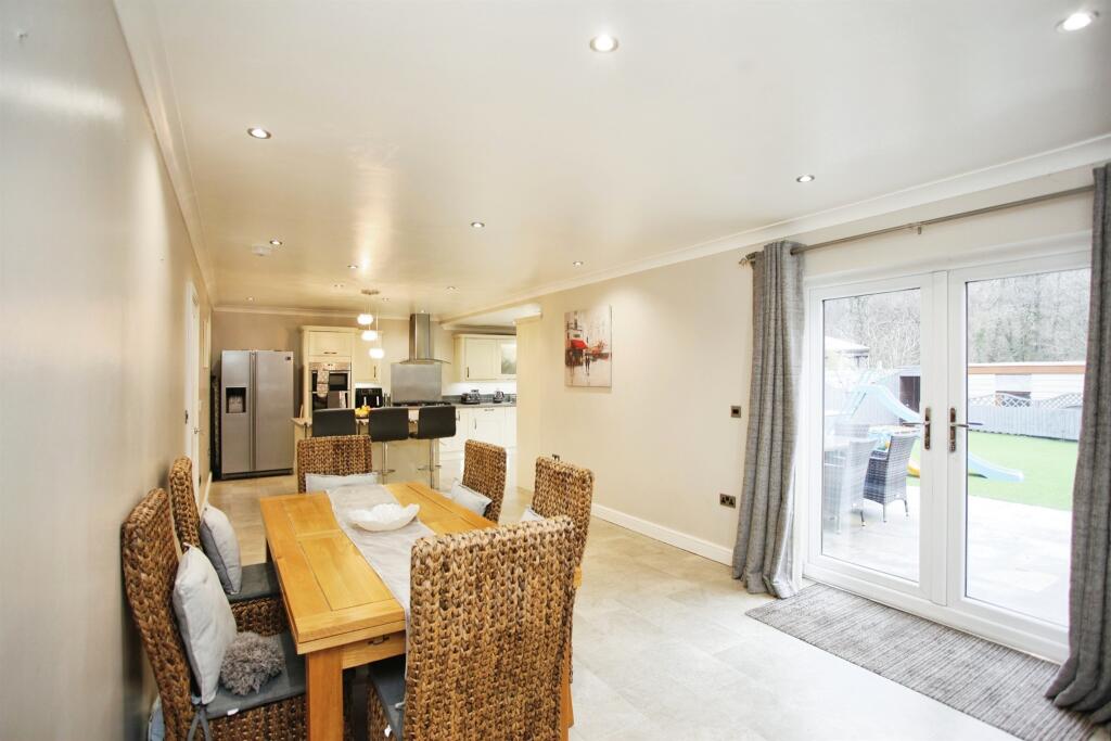 Additional property image - Glyn Derwen, Llanbradach, Caerphilly