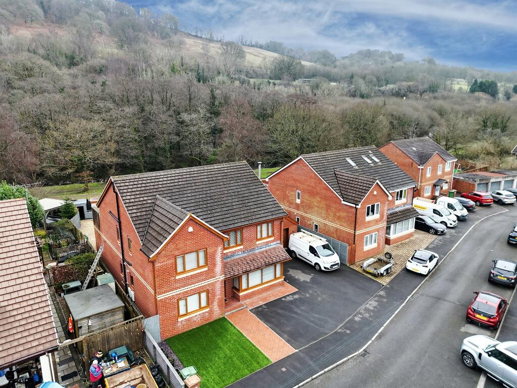 Additional property image - Glyn Derwen, Llanbradach, Caerphilly