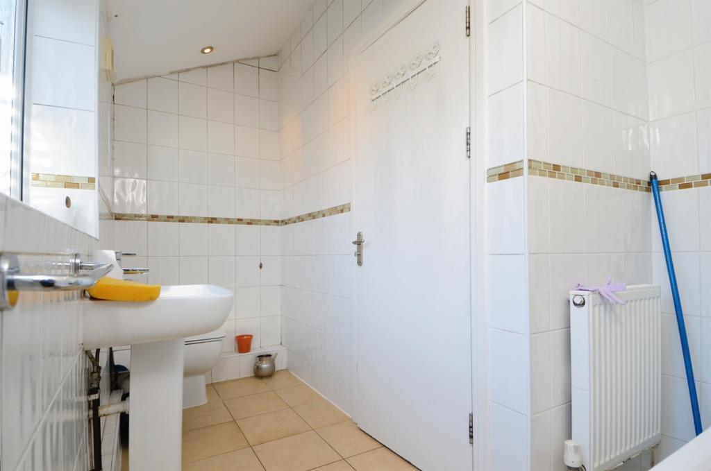 4 bedroom terraced house for sale in Shirley Road, Cardiff, CF23