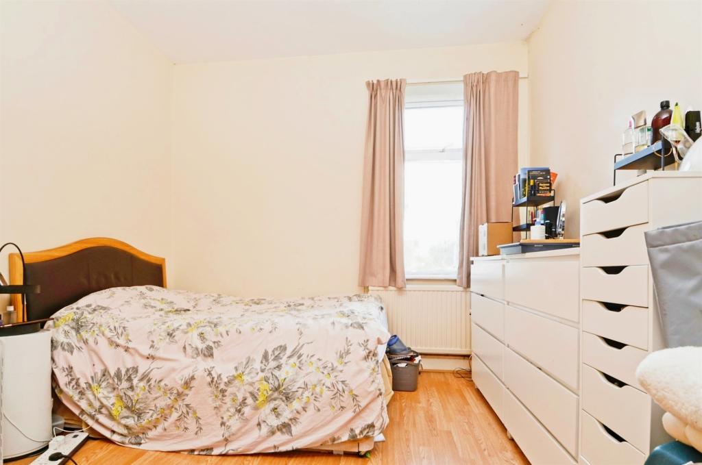 4 bedroom terraced house for sale in Shirley Road, Cardiff, CF23