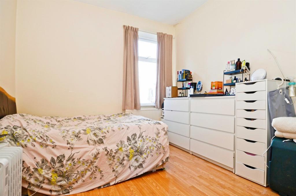 4 bedroom terraced house for sale in Shirley Road, Cardiff, CF23