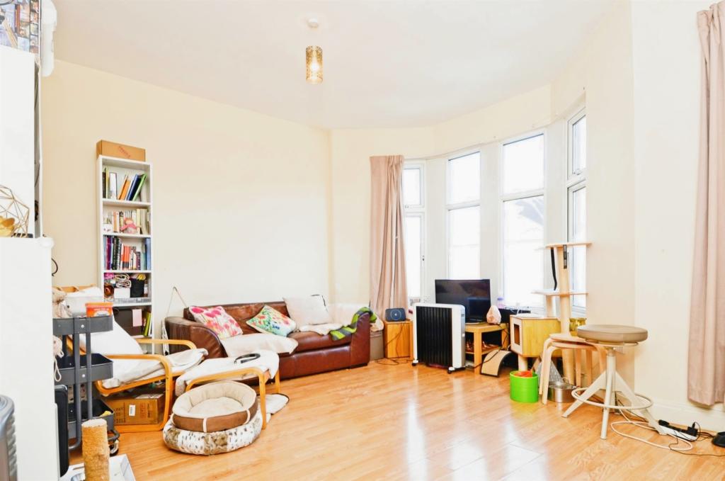 4 bedroom terraced house for sale in Shirley Road, Cardiff, CF23