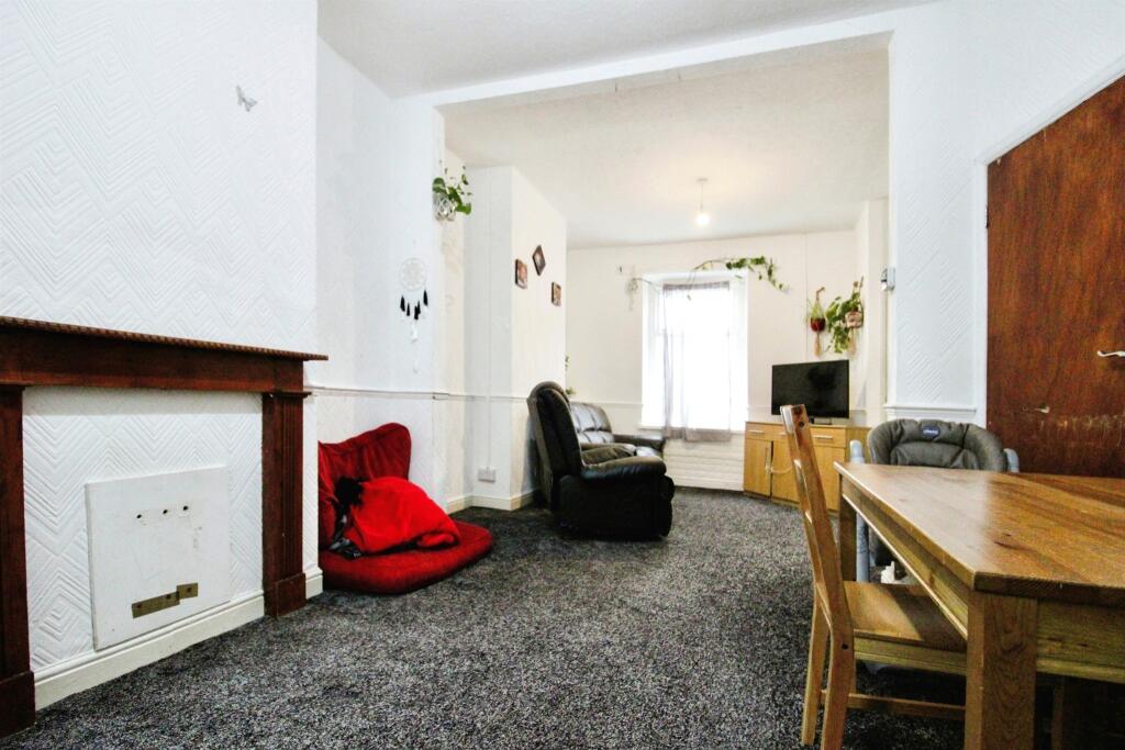 Additional property image - Zinc Street, Cardiff
