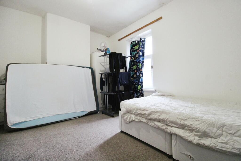 Additional property image - Zinc Street, Cardiff