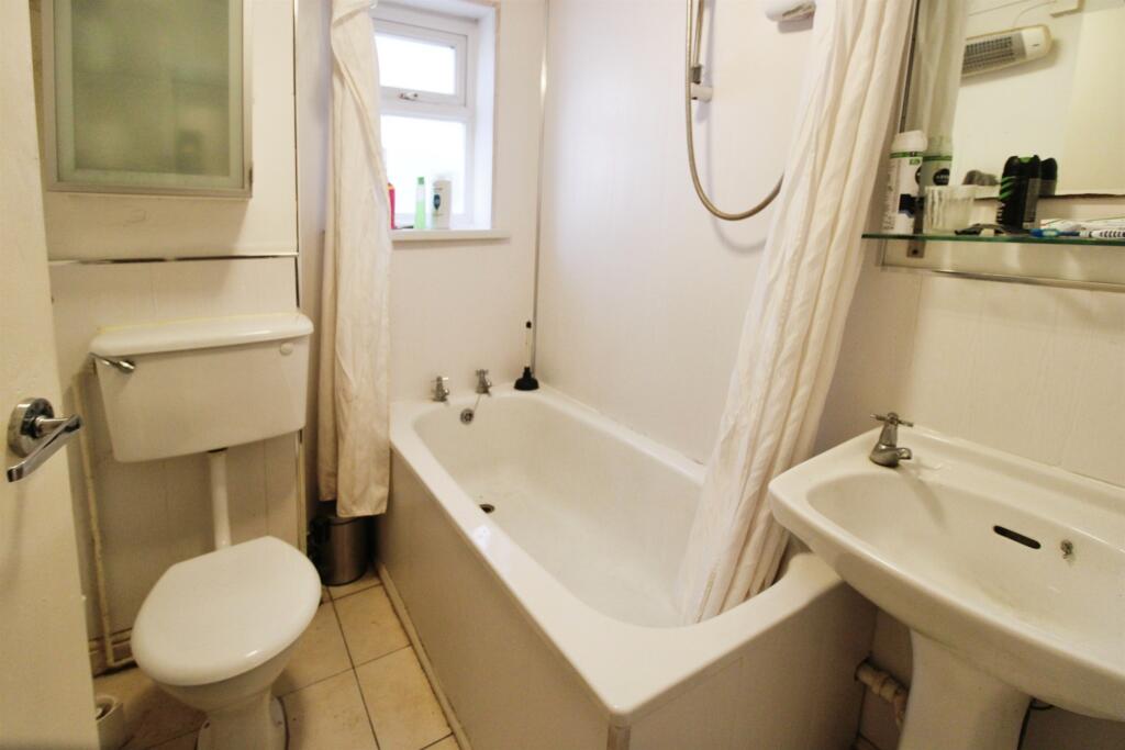 Additional property image - Connaught Road, Cardiff