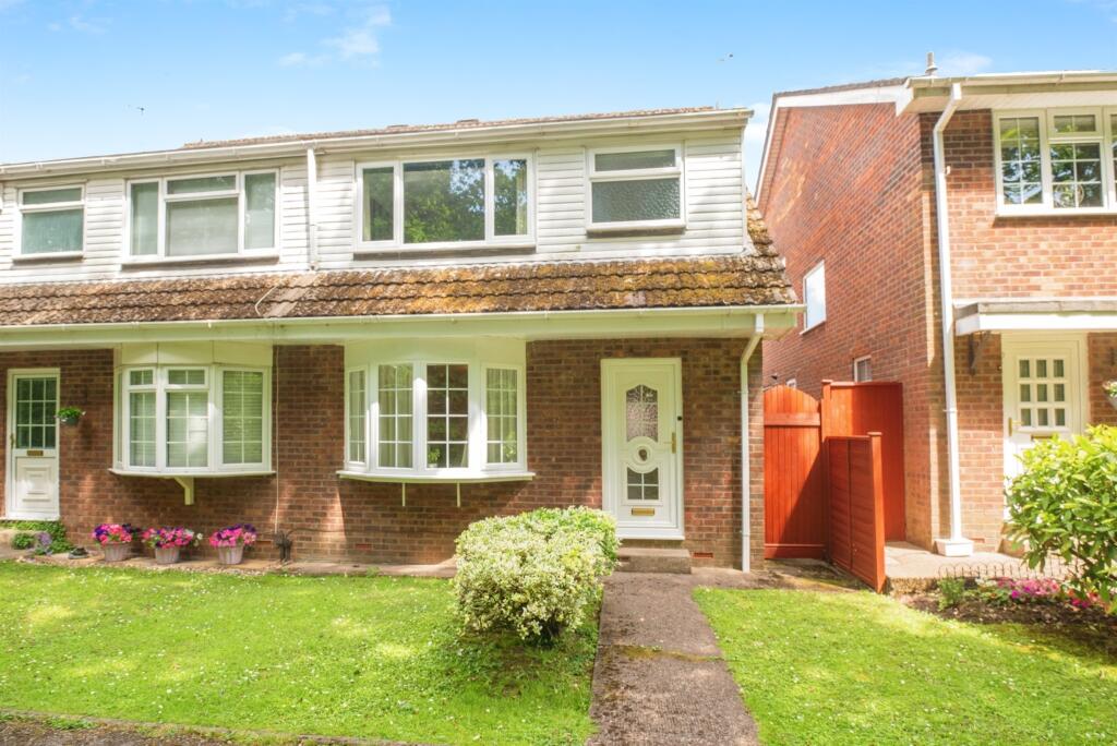Main image of property: Glyn Rhosyn, Cardiff
