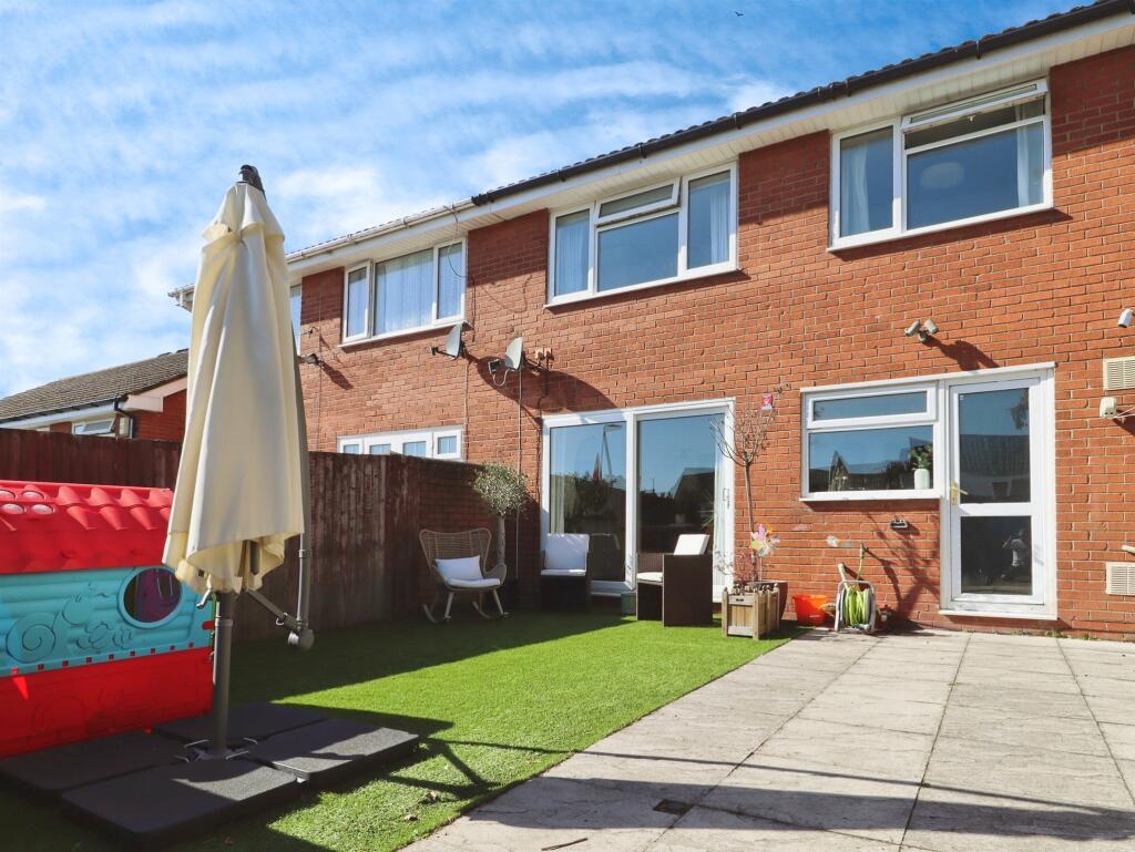 Main image of property: Bryncyn, CARDIFF