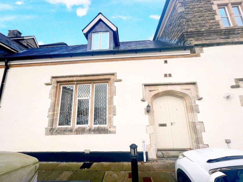 2 bedroom for sale in The Manor, Talygarn, Pontyclun, CF72