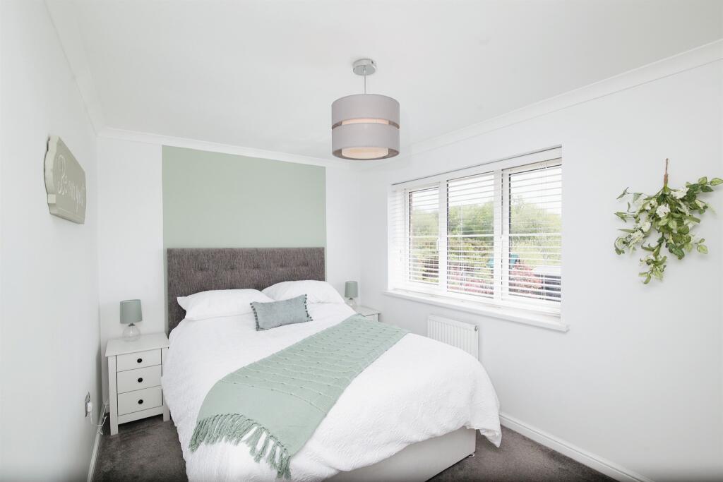 4 bedroom detached house for sale in Ffordd Y Dolau, Llanharan