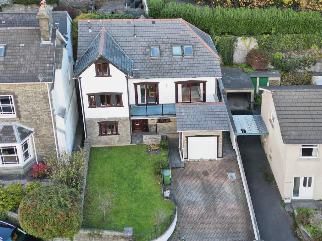 5 bedroom house for sale in Church Street, Llantrisant, Pontyclun, CF72