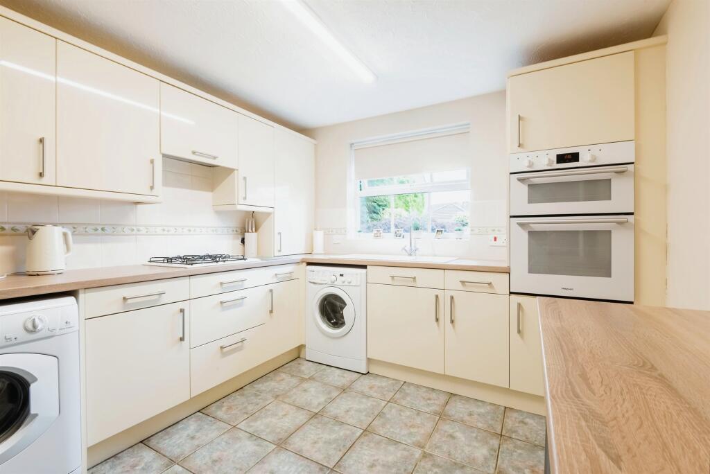 Additional property image - Mountain View, Tonyrefail, Porth