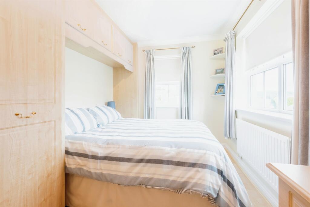 Additional property image - Mountain View, Tonyrefail, Porth