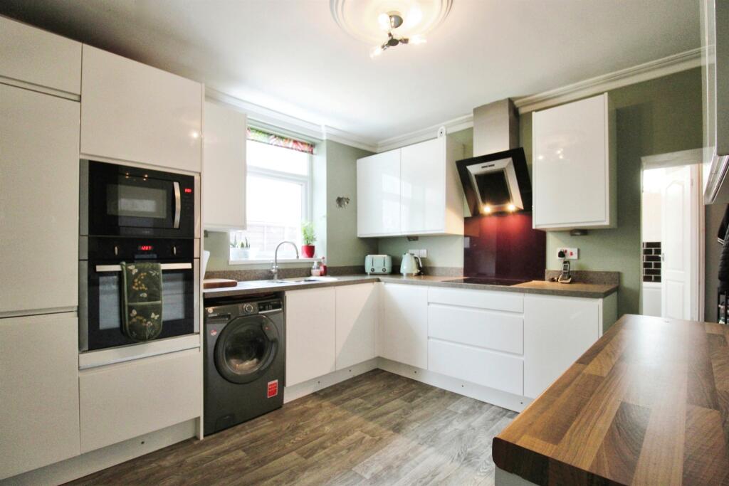 Additional property image - Gilfach Road, Tonyrefail, Porth