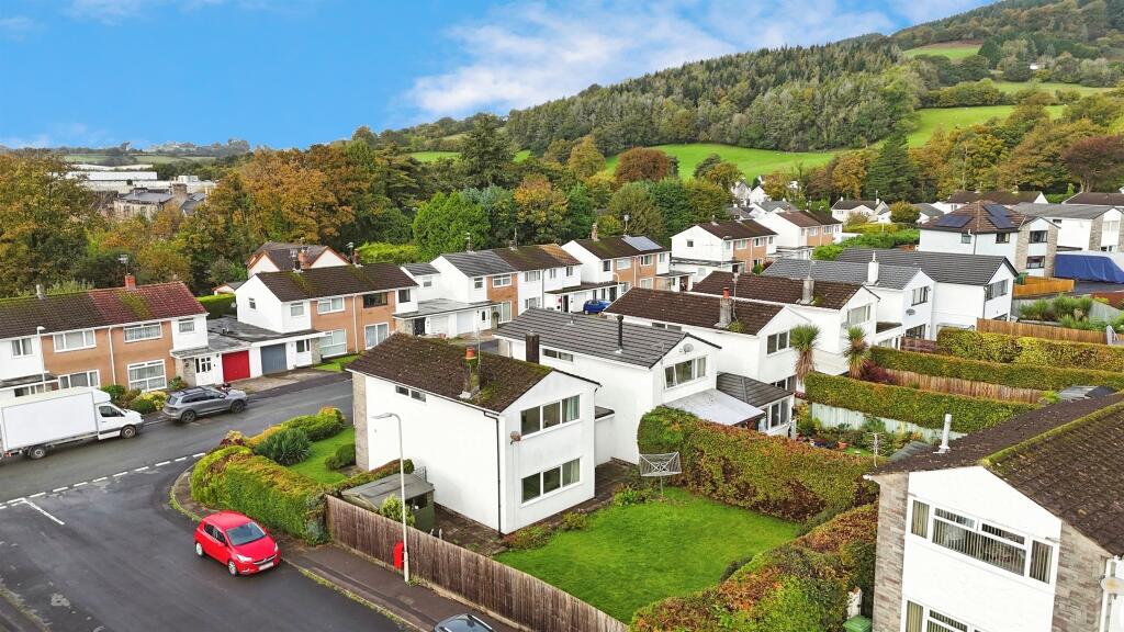 3 bedroom link detached house for sale in Forest Hills Drive, Talbot