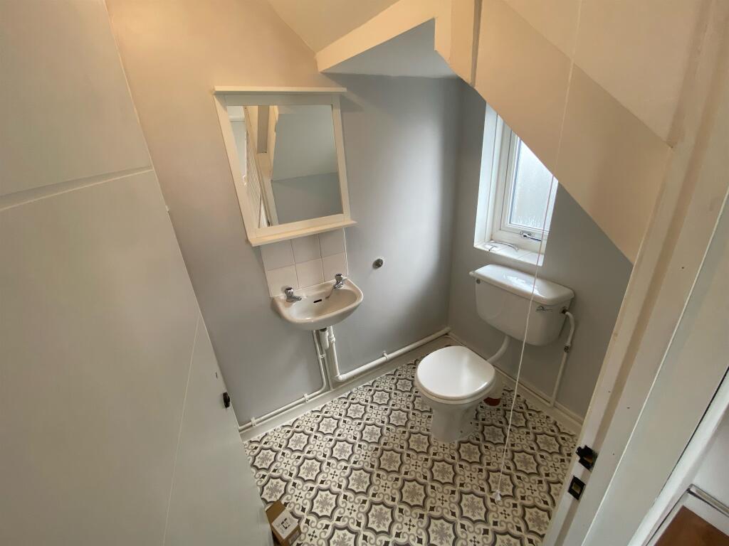 Additional property image - Heol Brynteg, Tonyrefail, PORTH