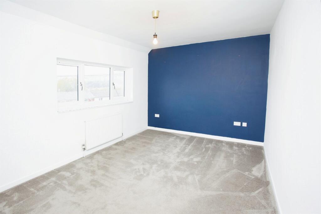 Additional property image - Heol Brynteg, Tonyrefail, PORTH
