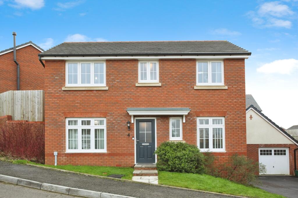 Additional property image - Comin Y Coed, Tonyrefail, Porth