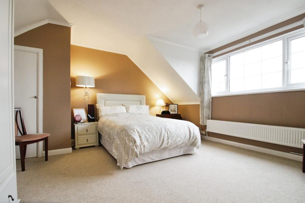 Additional property image - Erw Hir, Llantrisant, PONTYCLUN