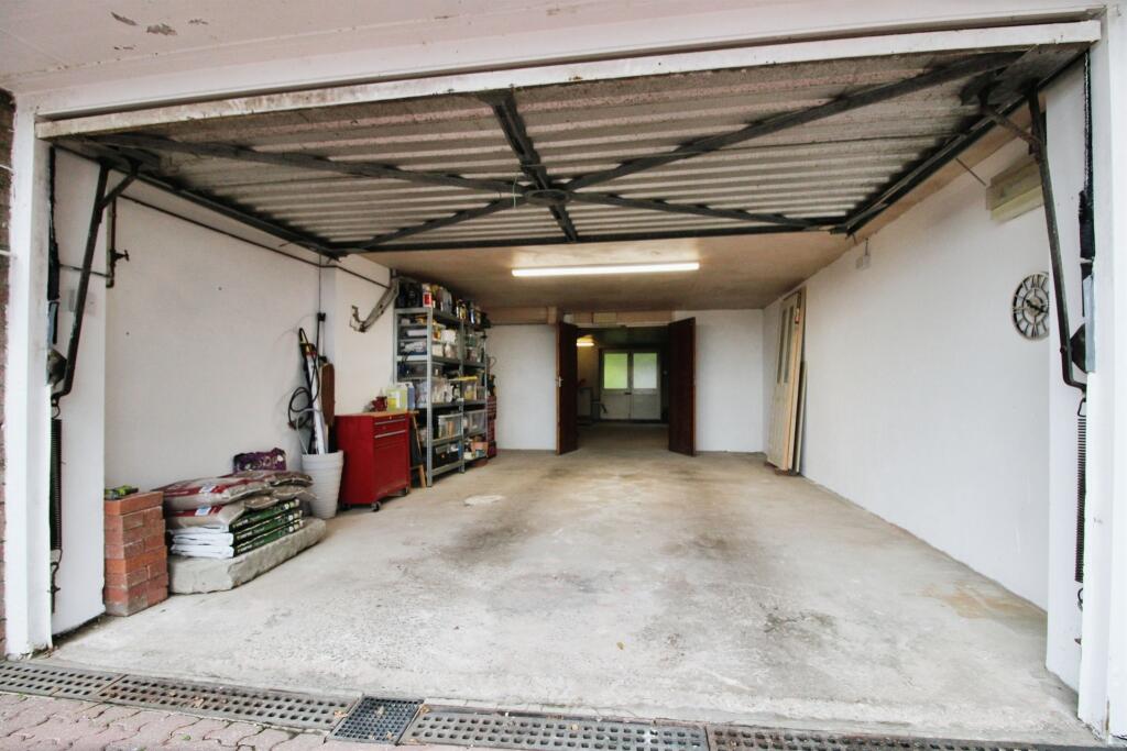 Additional property image - Erw Hir, Llantrisant, PONTYCLUN