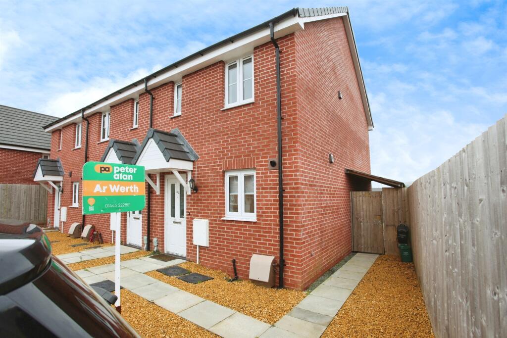 Additional property image - Heol Y Gylfinir, Llanilid, Pontyclun