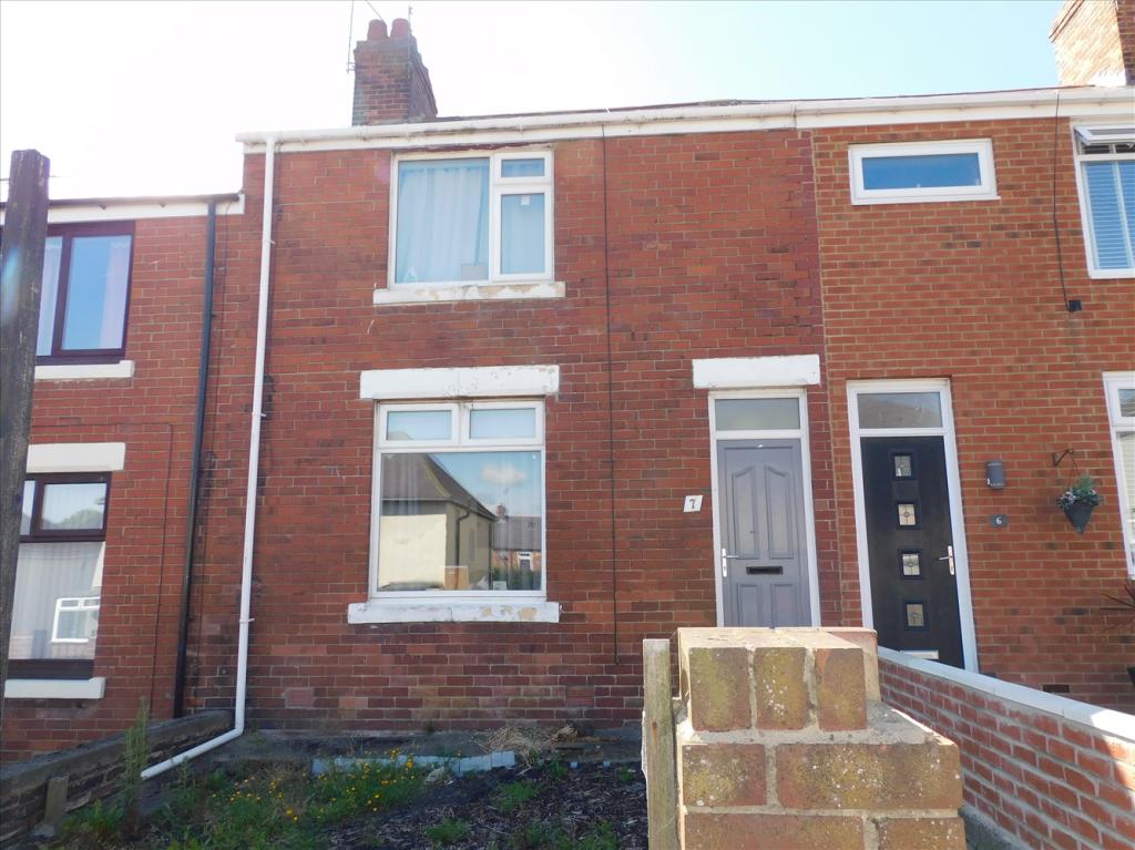 2 bedroom terraced house for sale in Park Street, Seaham, SR7