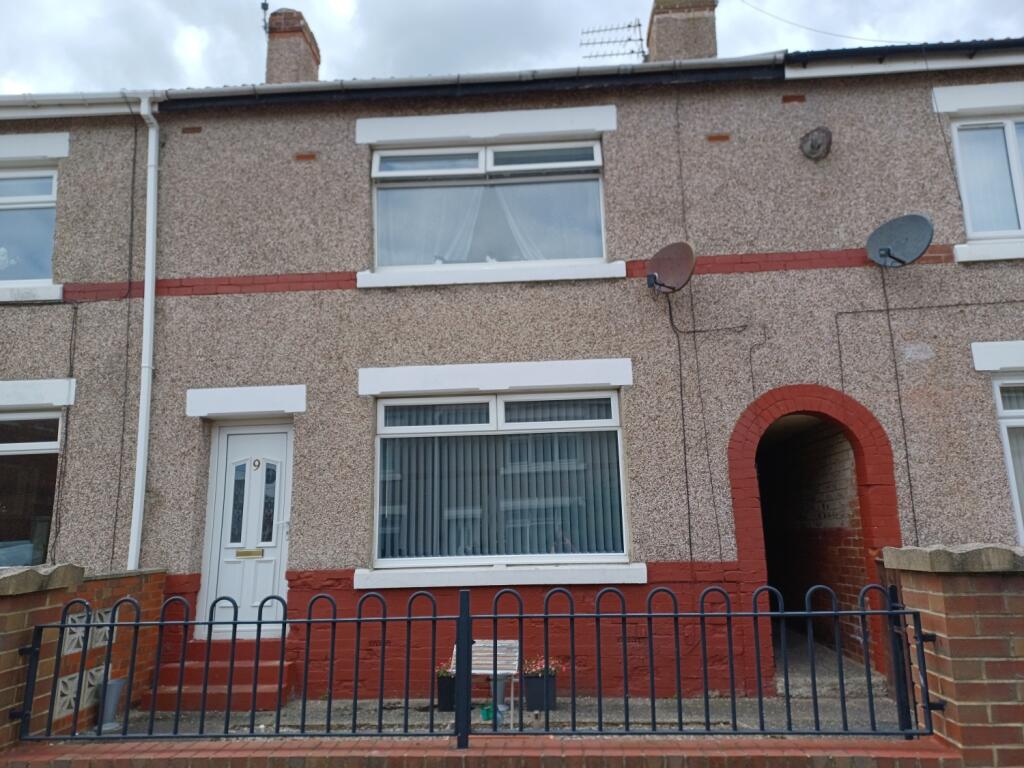 3 bedroom terraced house for sale in Wear Street, Seaham, County Durham