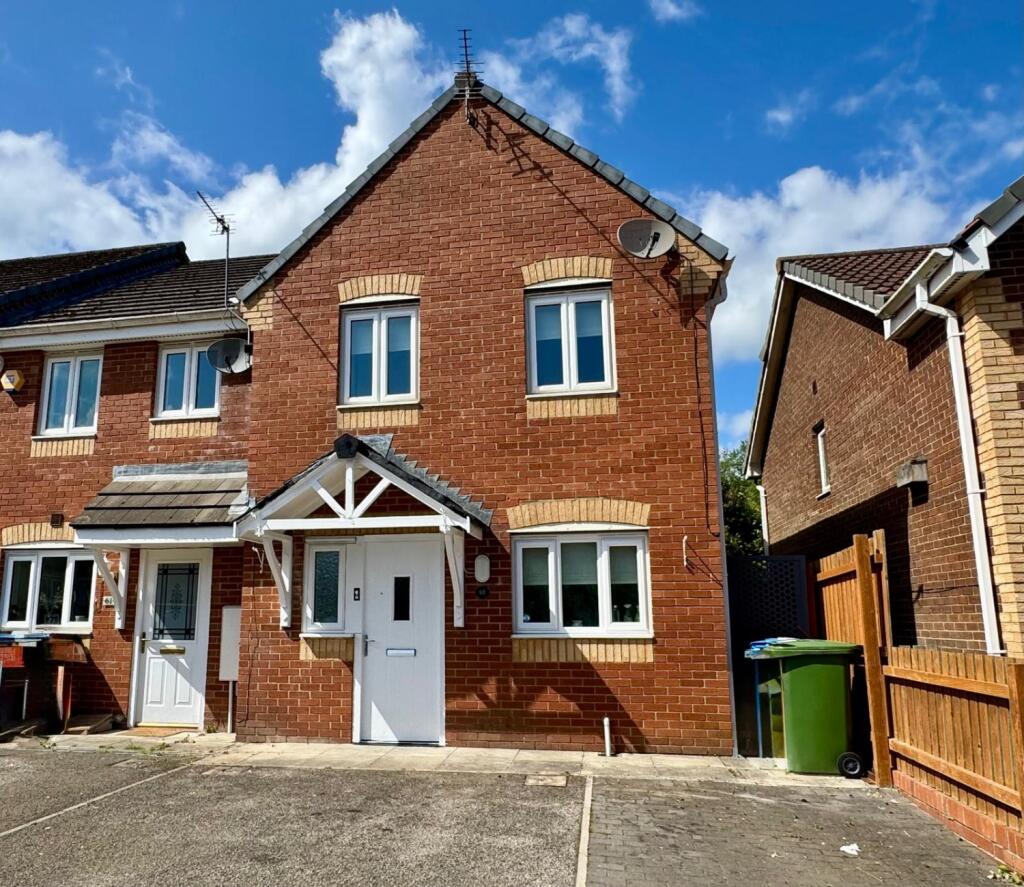 3 bedroom end of terrace house