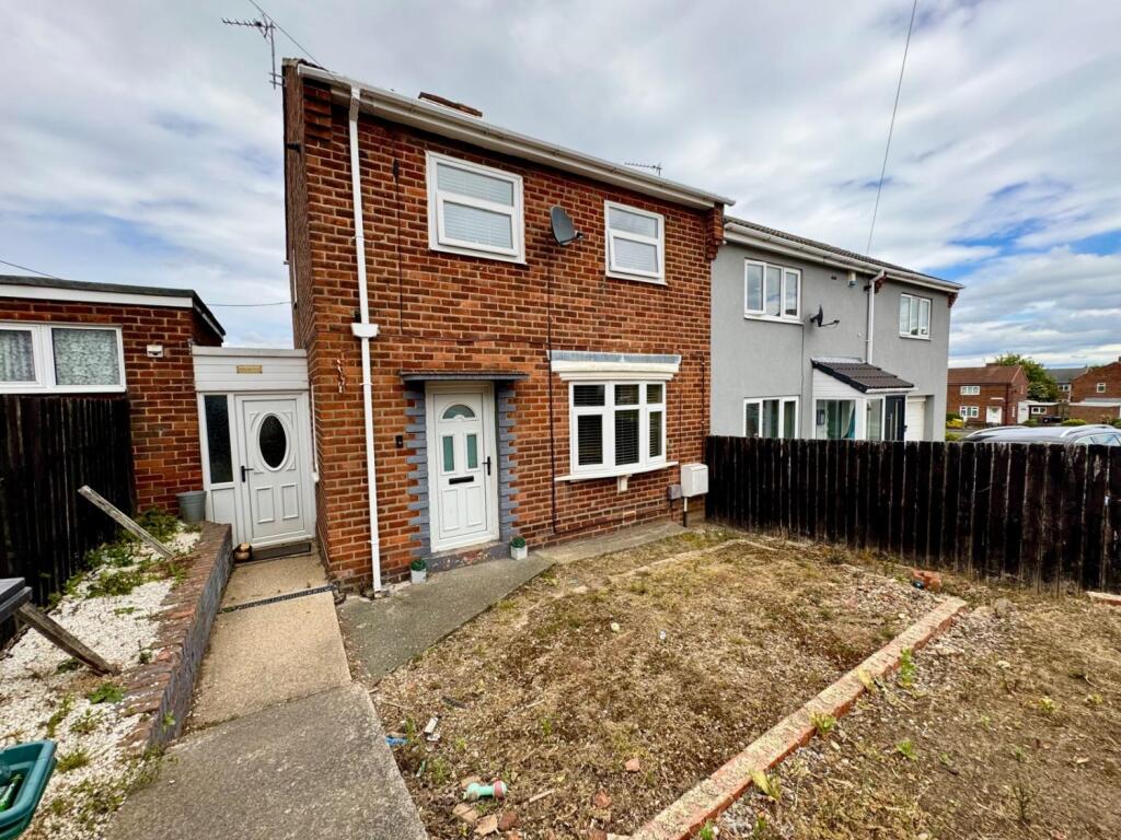 2 bedroom semi-detached house