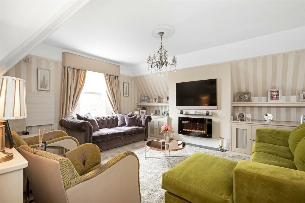 Main image of property: Croydon Road, Beckenham