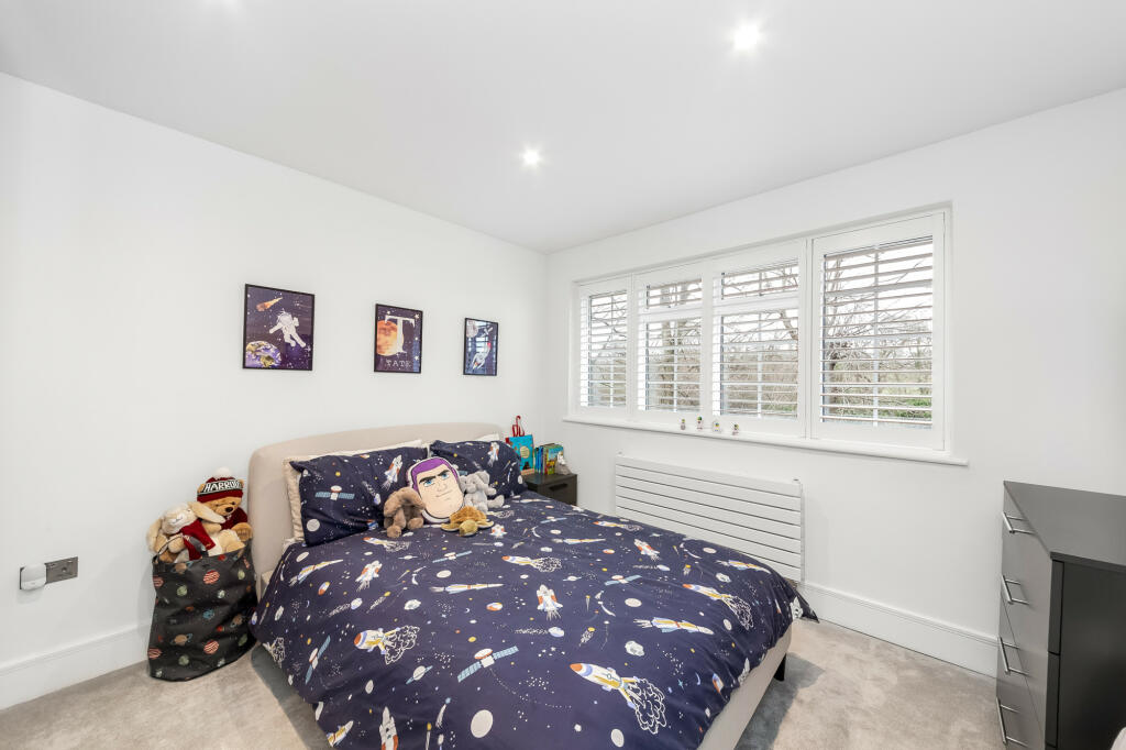Additional property image - Roundwood,  Chislehurst, BR7