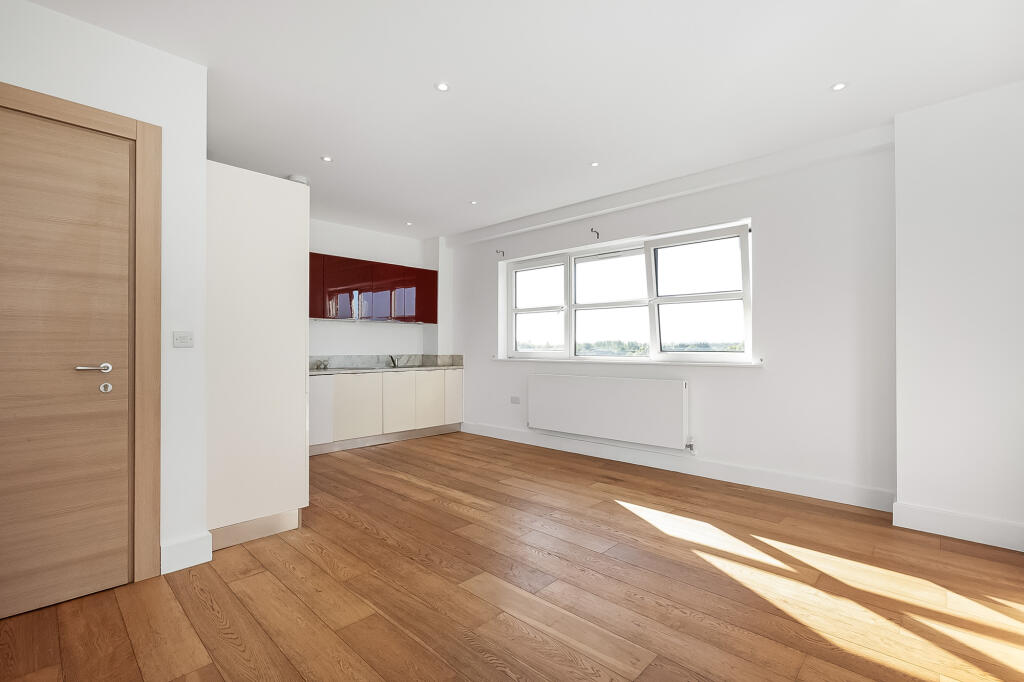 Main image of property: Croydon Road, BR3